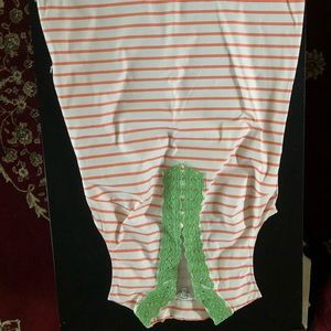 Crown and Ivy size 4 dress. Only worn once!